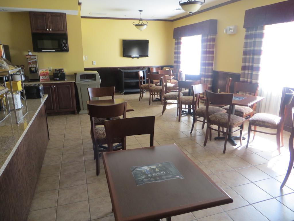 Days Inn By Wyndham Ellis Extérieur photo