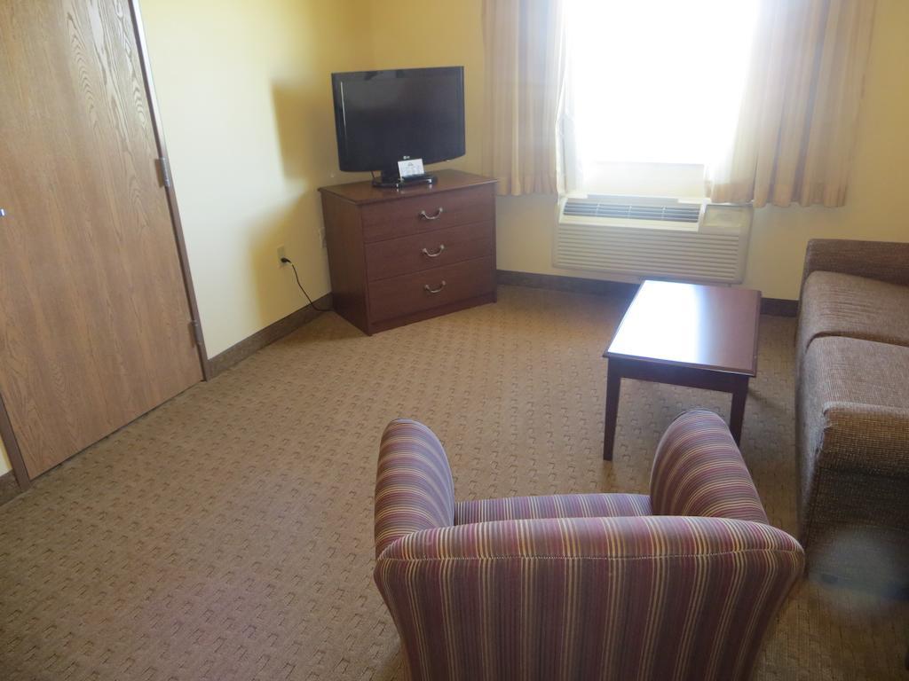 Days Inn By Wyndham Ellis Extérieur photo