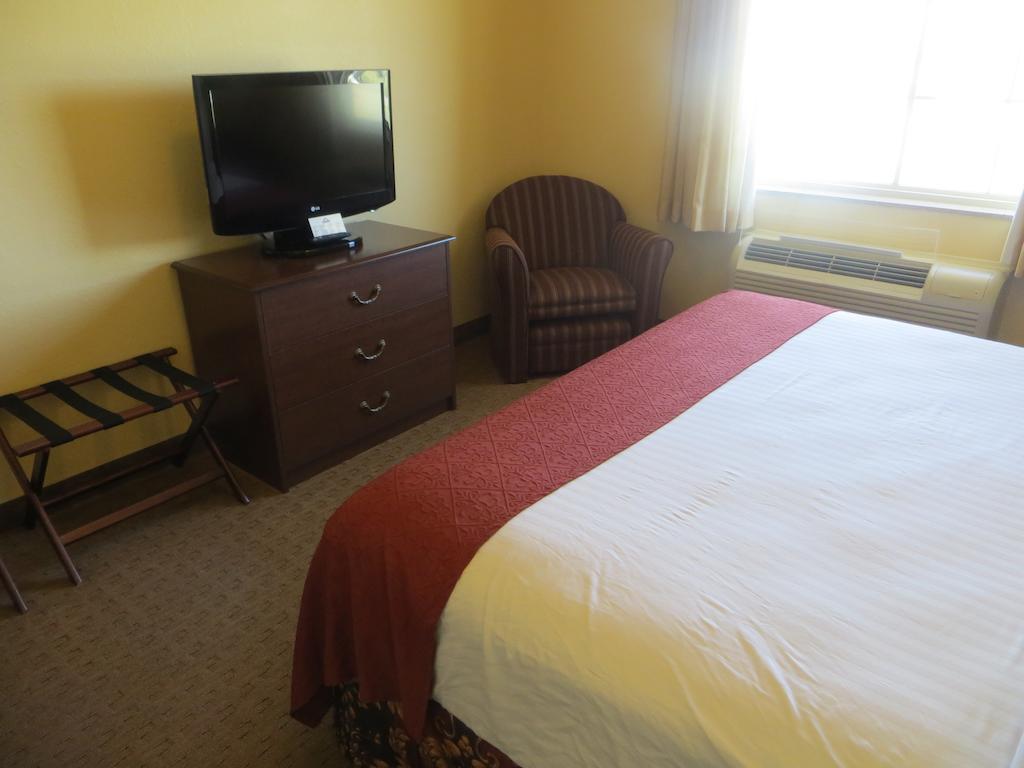 Days Inn By Wyndham Ellis Extérieur photo