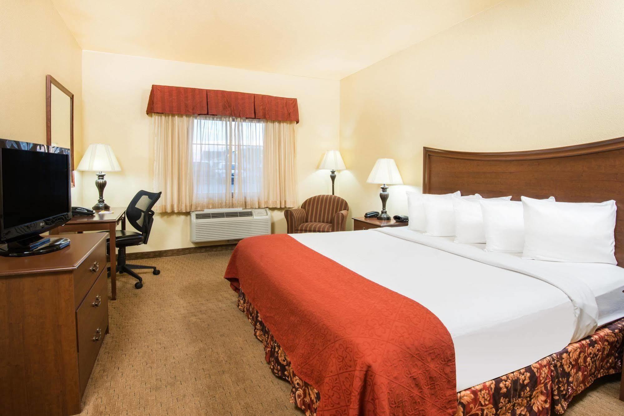 Days Inn By Wyndham Ellis Extérieur photo
